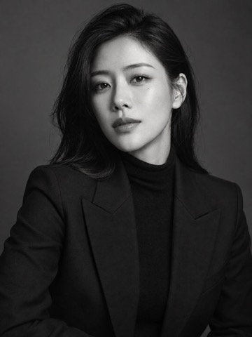黑白杂志女性人像风格示意